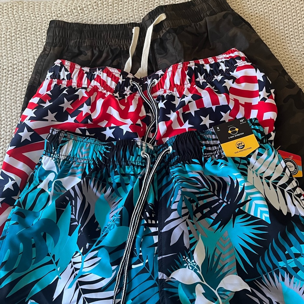 Shorts and swimsuits Size S Men